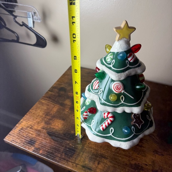 NOT AVAILABLE - Picture 5 of 6